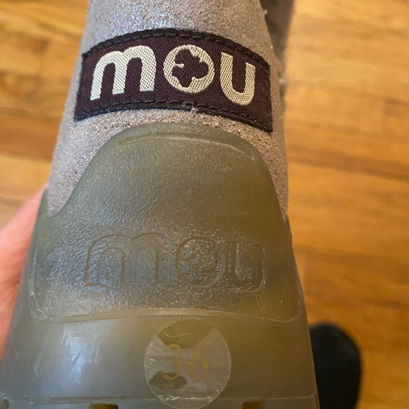 Mou tan metallic Ankle Boots with Cream Trim rubber gum sole - Picture 6 of 6